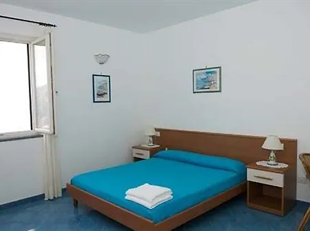 알 보르고 토렐로 B&B 라벨로