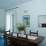 ベッド・アンド・ブレックファスト Al Borgo Torello 4*