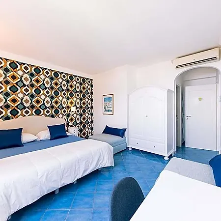 Al Borgo Torello 4*